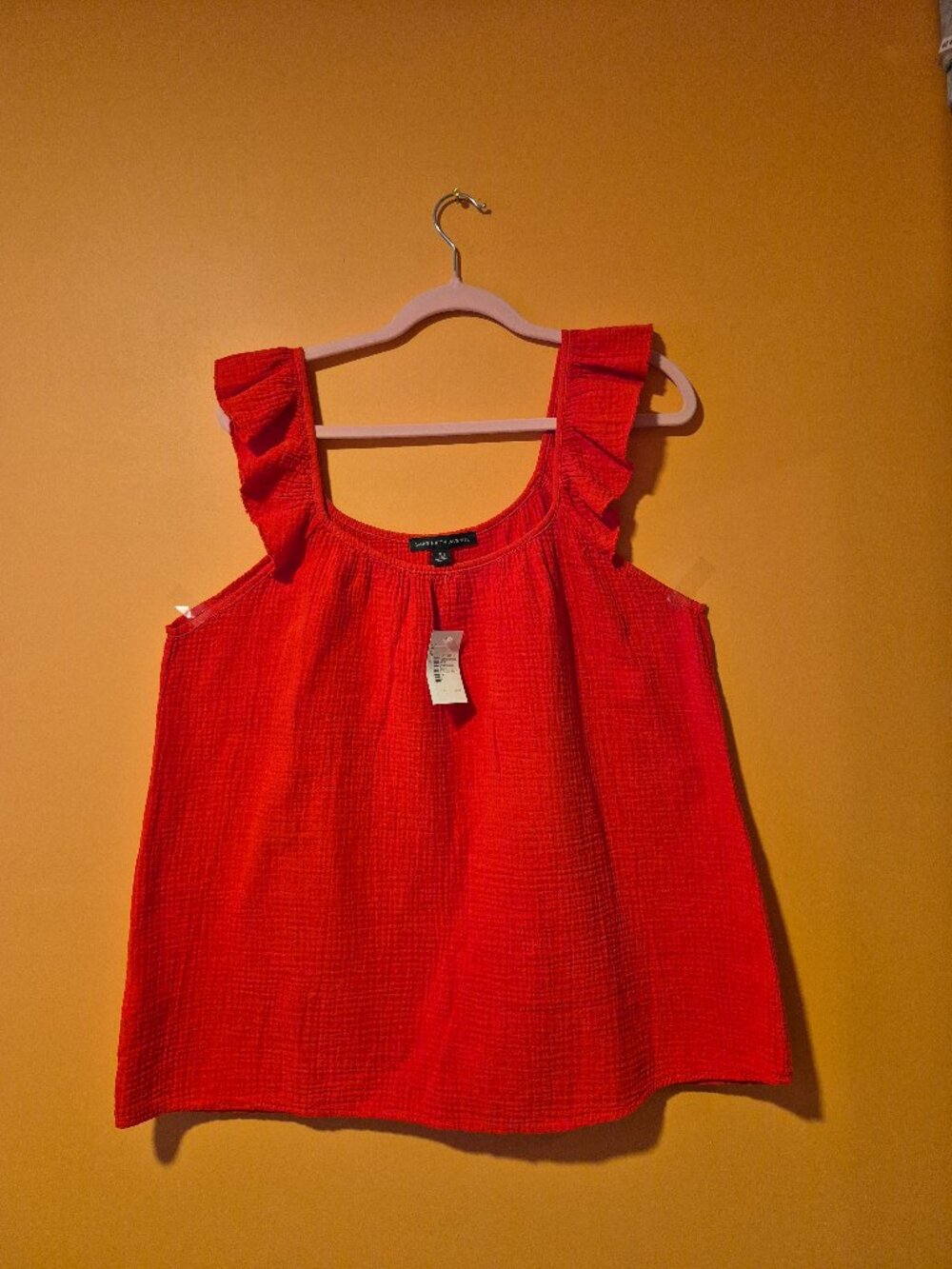 SAKS FIFTH AVENUE  NEW  top size XL ITALY